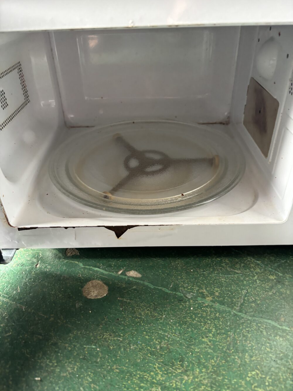 宮若市　レンジの不用品回収をさせて頂きました！