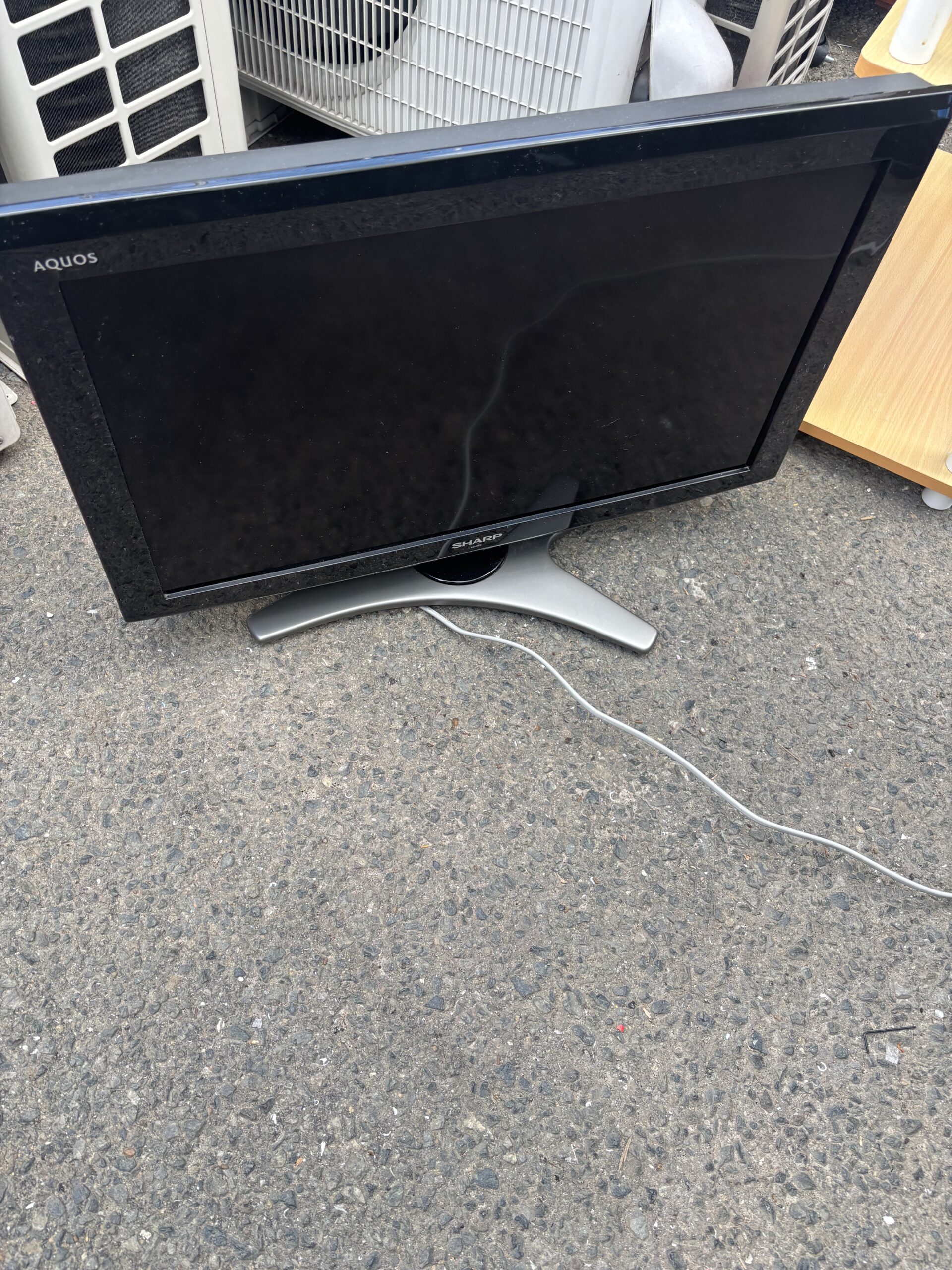 福岡市東区若宮 テレビの不用品回収を致しました！