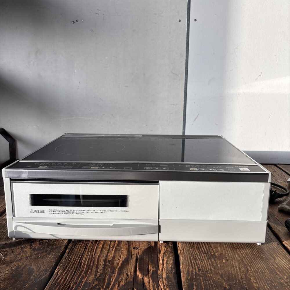 福岡市博多区半道橋 日立IHクッキングヒーターの出張買取をさせて頂きました。