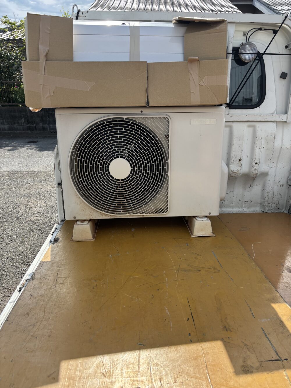 福岡市東区馬出 エアコンの出張買取を致しました。買取価格7000円