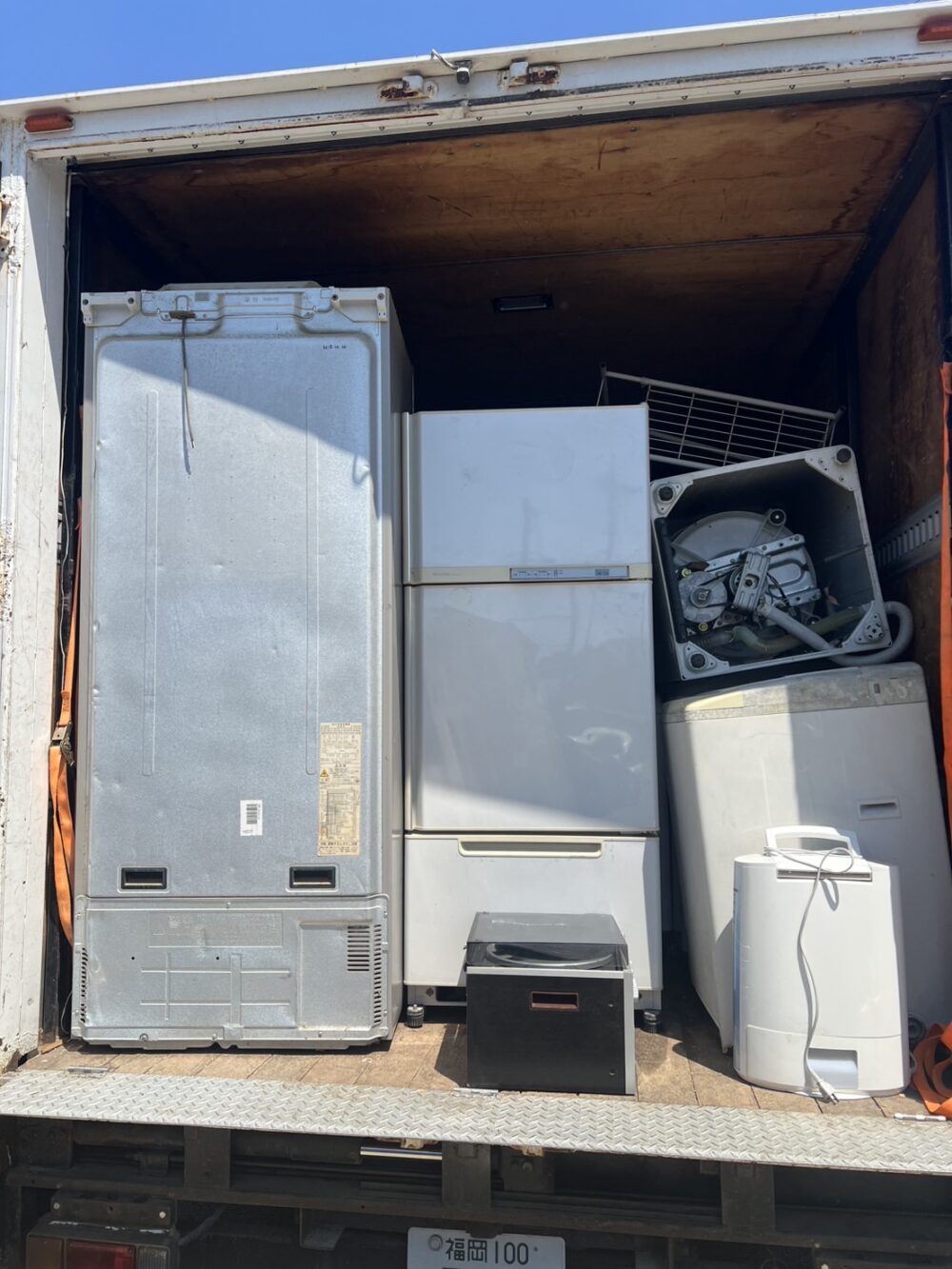 福岡市東区土井 戸建ての不用品回収をさせて頂きました