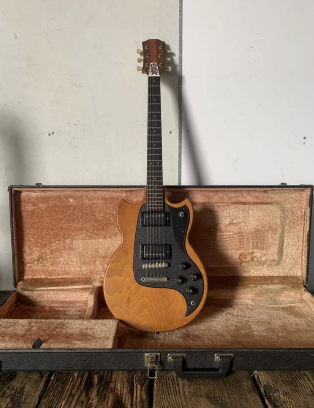 YAMAHAのギターの買取を致しました。買取価格13000円