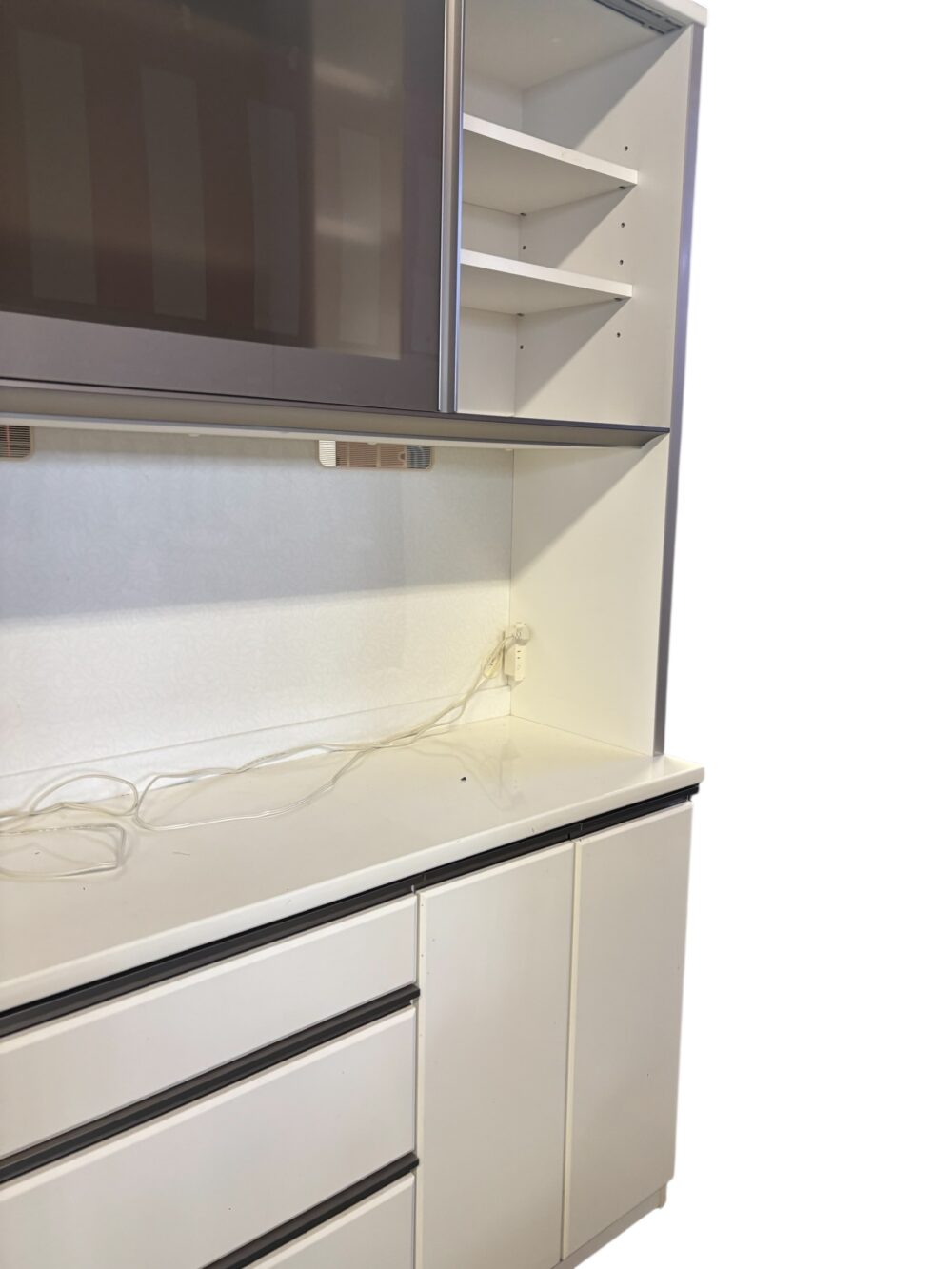 太宰府市 食器棚の出張買取をさせて頂きました。